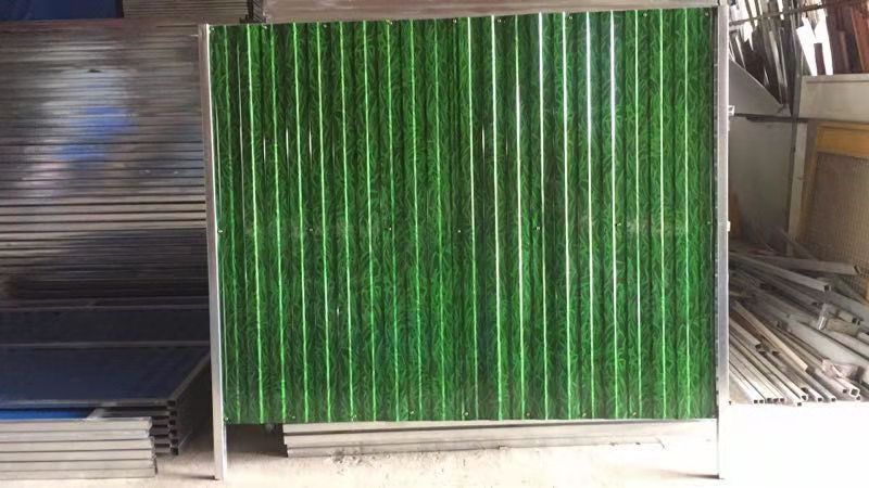 大理小草板面临时围挡